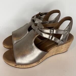 Clarks Unstructured Women’s 8.5 Un Plaza Way Sandal Wedge Heel Ankle Strap Cork